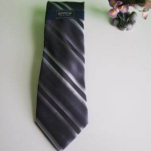 Arrow tie